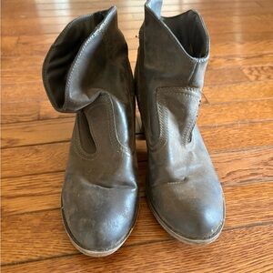 Rocket Dog Distressed Brown Ankle Booties
